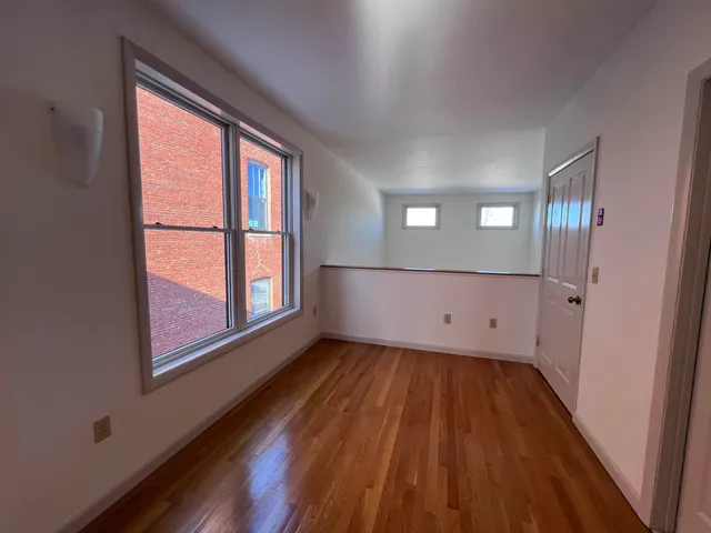 $3,950 | 153 Water Street, Exeter, NH 03833