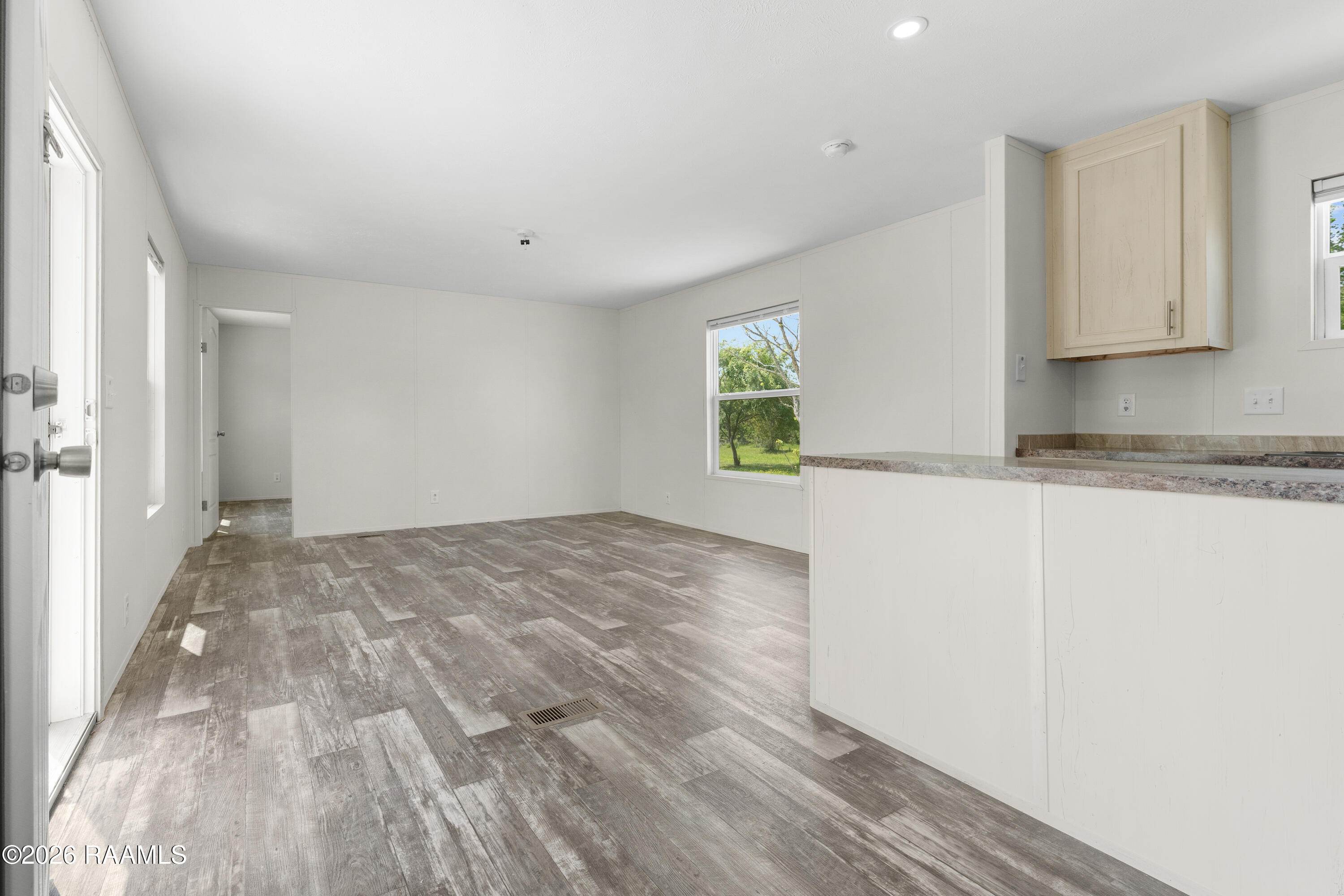 242 Oak Manor Road Rayne, LA 70578 - Photo 7 of 23 DSC00059 (2)