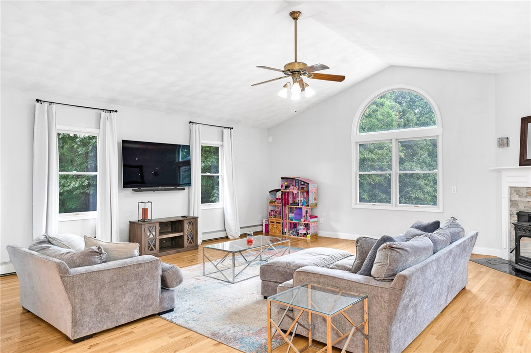 34 Indian Rock Lane Scituate, RI 02831 - Photo 12 of 31