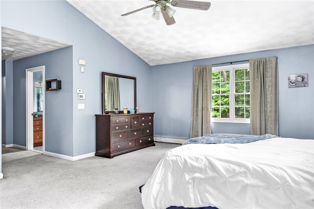 34 Indian Rock Lane Scituate, RI 02831 - Photo 21 of 31 Primary bedroom