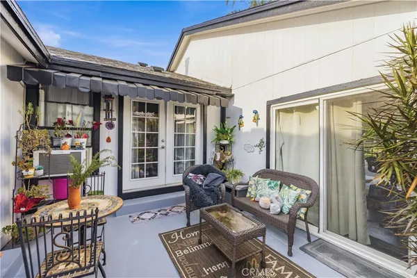 $339,000 | 13691 Gavina Avenue, Unit 433, Sylmar, CA 91342