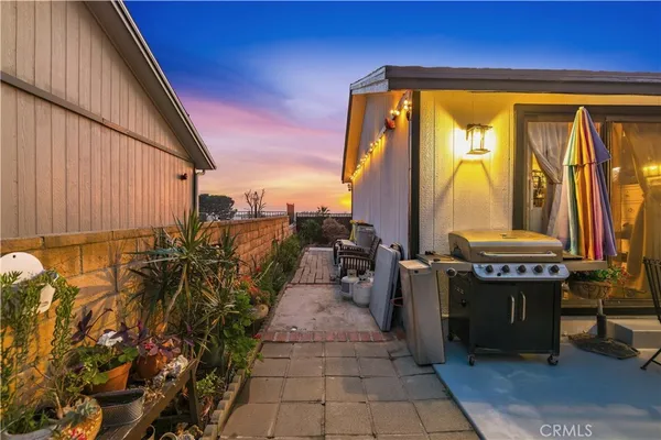 $339,000 | 13691 Gavina Avenue, Unit 433, Sylmar, CA 91342