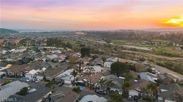 $339,000 | 13691 Gavina Avenue, Unit 433, Sylmar, CA 91342