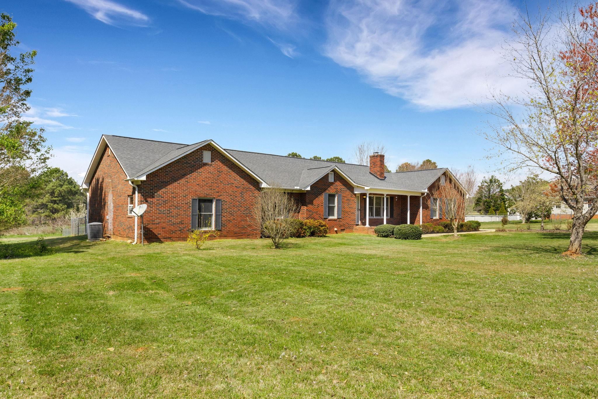 2070 Mt Lebanon Road Campobello, SC 29322 - Photo 2 of 35