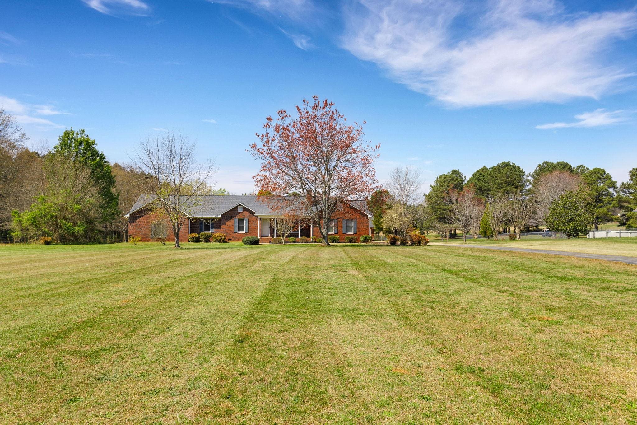 2070 Mt Lebanon Road Campobello, SC 29322 - Photo 3 of 35
