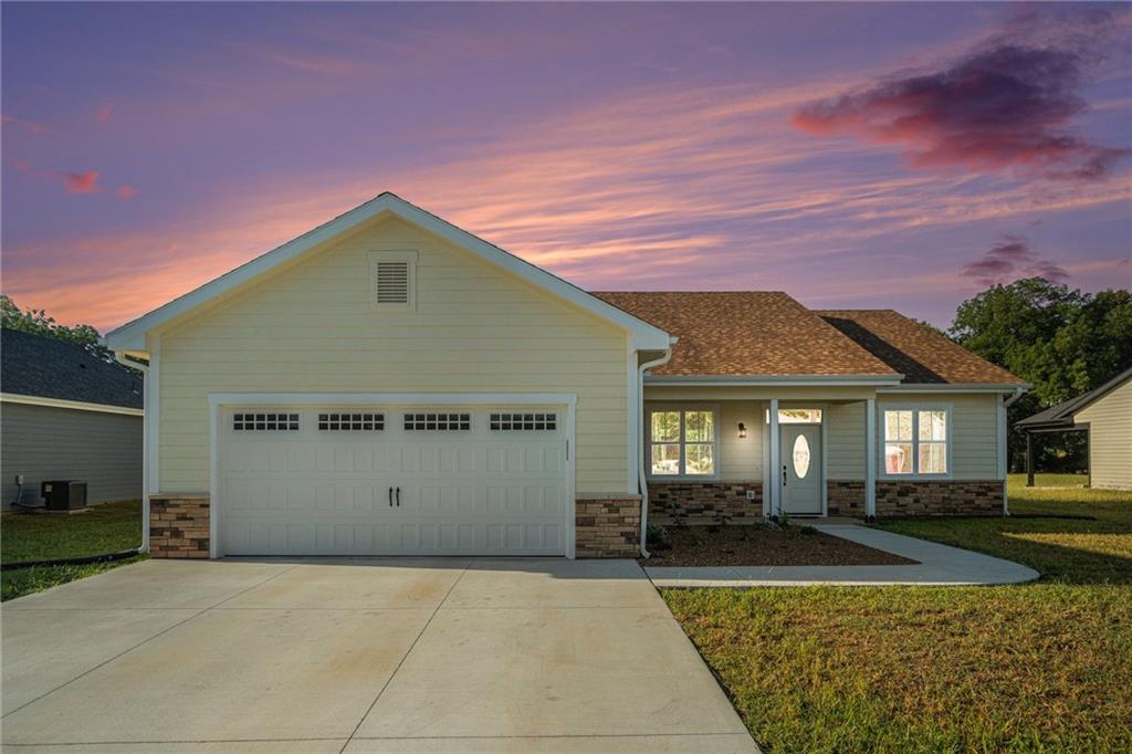 321 Banner Road Holton, KS 66436 - Photo 1 of 1 Gallery Image 1