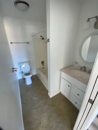 $1,800 | 1464 Stonebridge Circle, Unit 9E, Wheaton, IL 60189