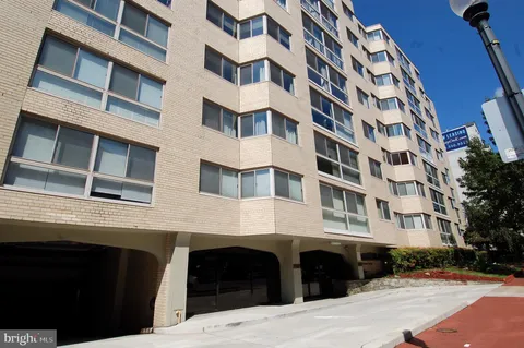 a building view with a outdoor space
