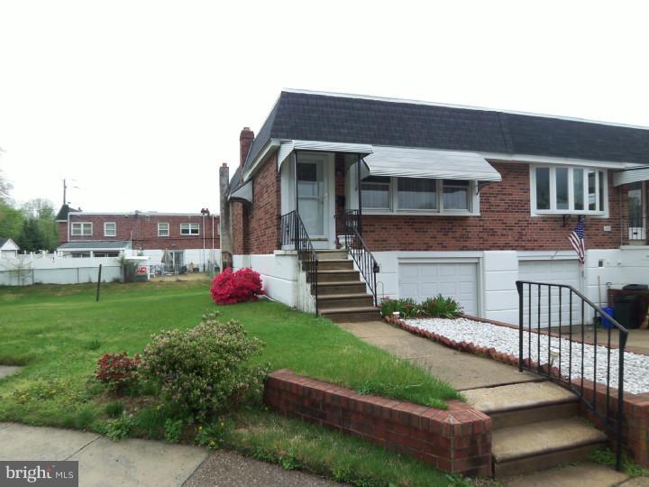 3210 Rhett Road Philadelphia, PA 19154 - Photo 1 of 17 Exterior Front