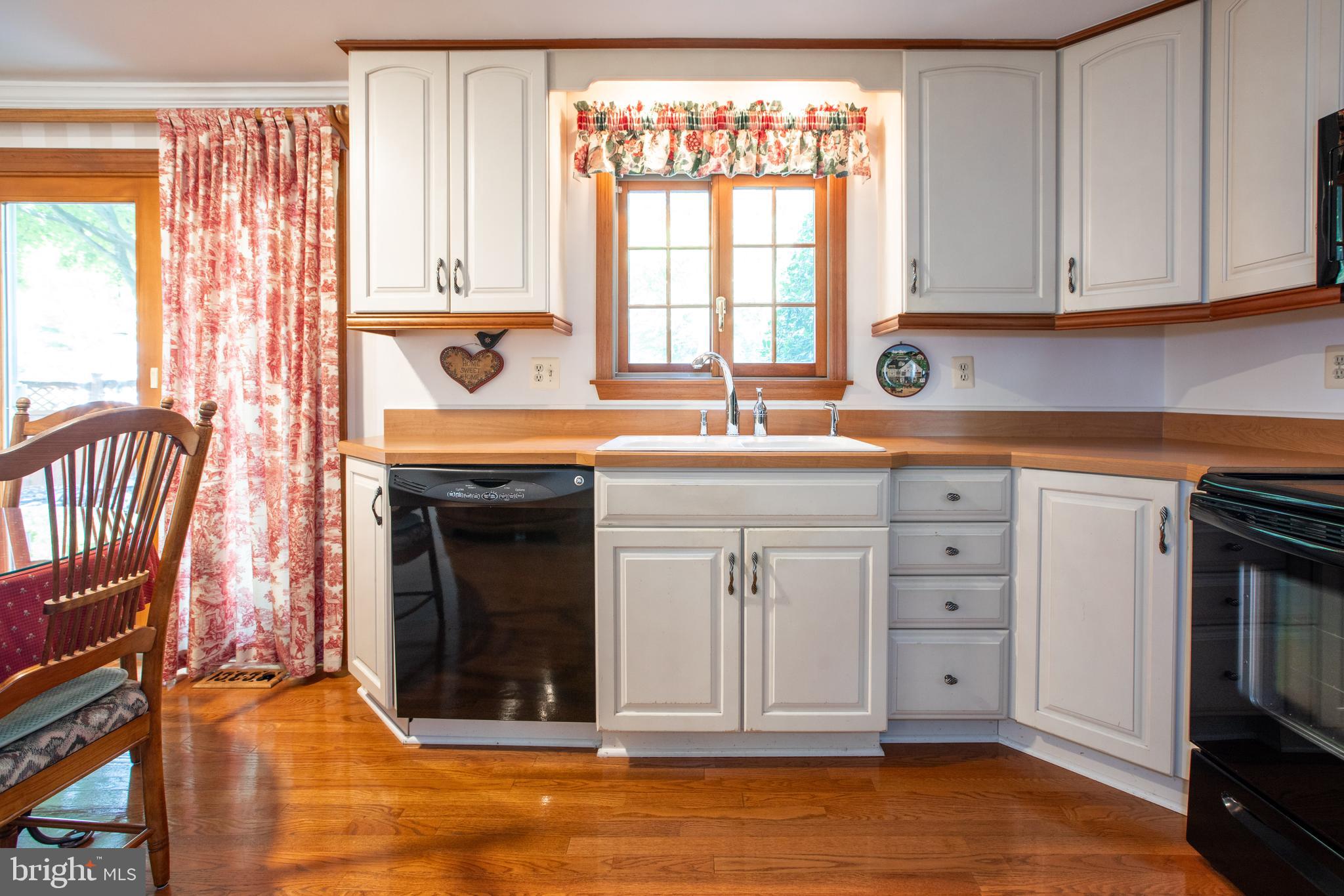 2 Pinehurst Court Hamilton, NJ 08690 - Photo 18 of 60