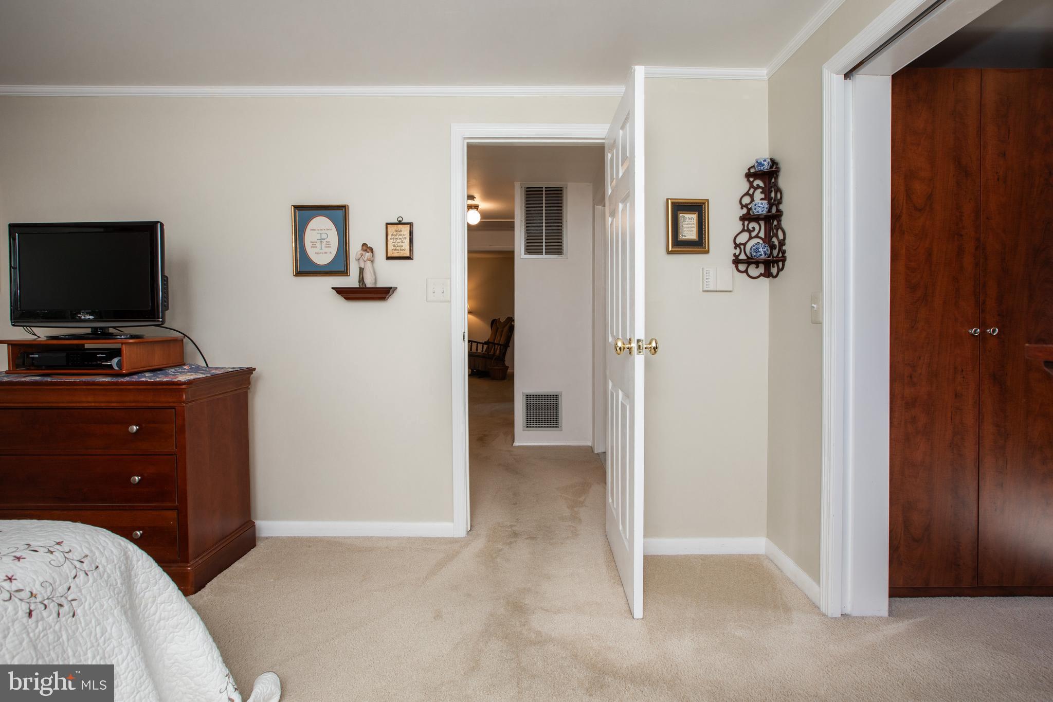 2 Pinehurst Court Hamilton, NJ 08690 - Photo 33 of 60