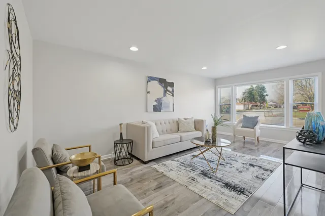 $279,900 | 12447 Bishop Street, Calumet Park, IL 60827