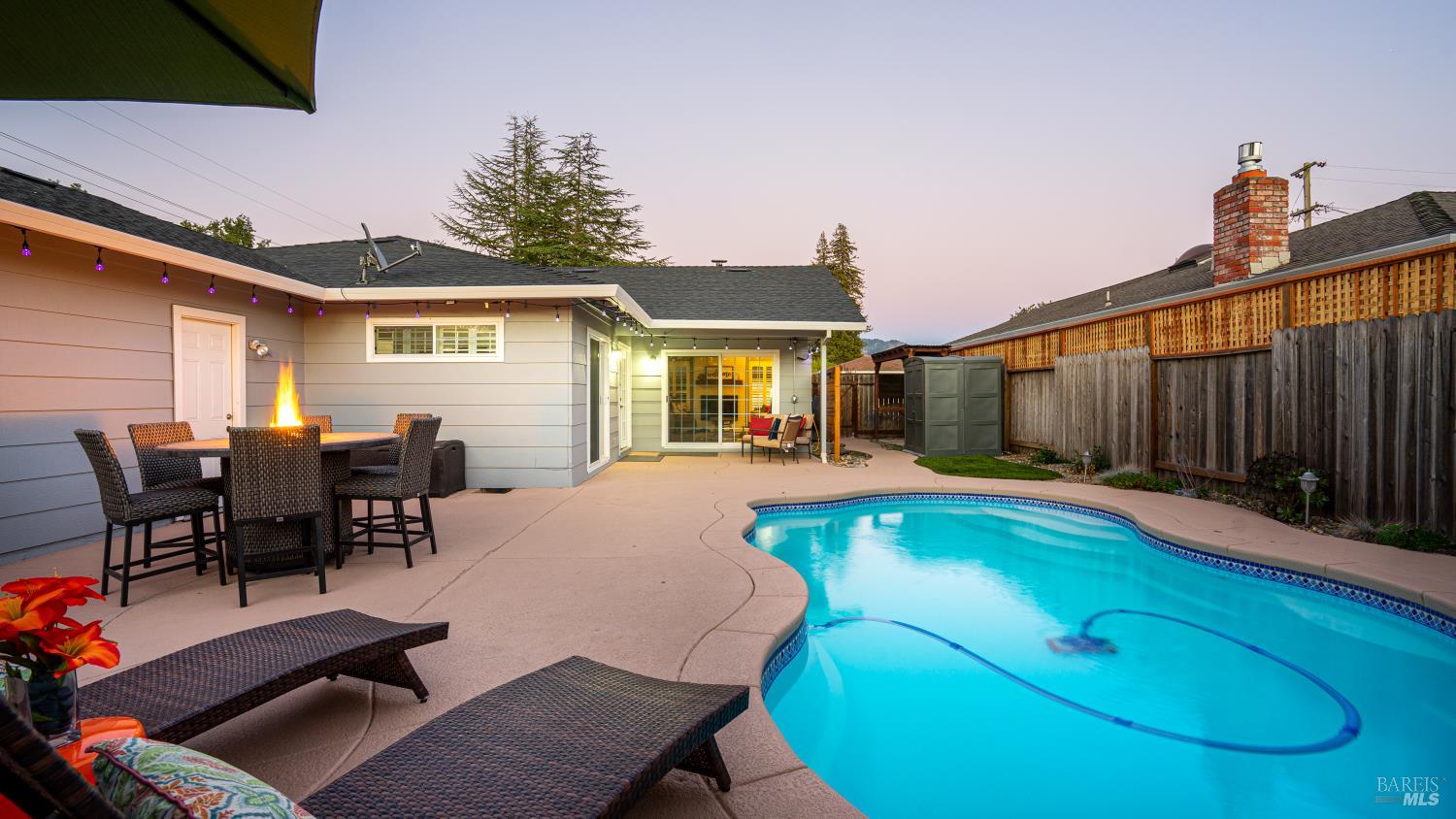 235 Grove Avenue Santa Rosa, CA 95409 - Photo 26 of 37