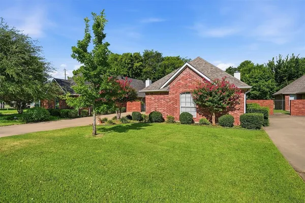 $275,000 | 2704 Rex Cruse Drive, Sherman, TX 75092