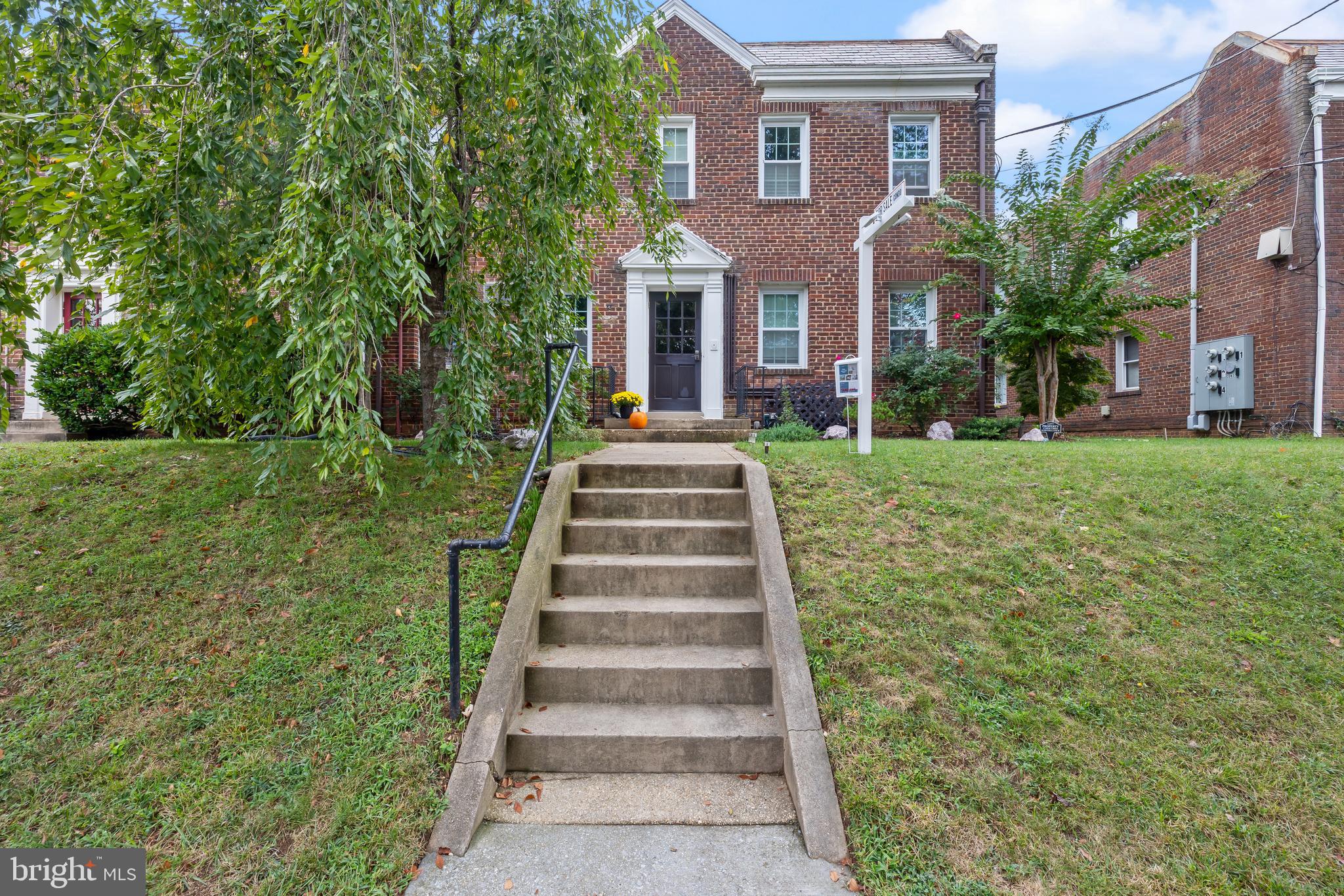 2228 40th Street Northwest, Unit 1 Washington, DC 20007 - Photo 2 of 29 Welcome to 2228 40th St NW in Glover Park