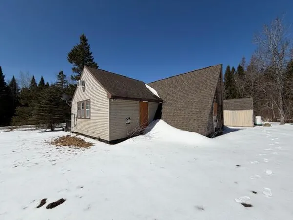 $97,000 | 82 Black Water Road, Masardis, ME 04732