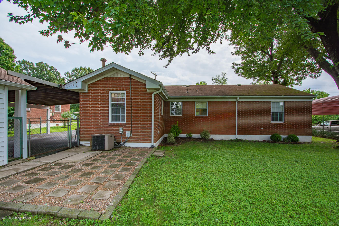 5603 Mt Washington Road Louisville, KY 40229 - Photo 25 of 37 Rear of house