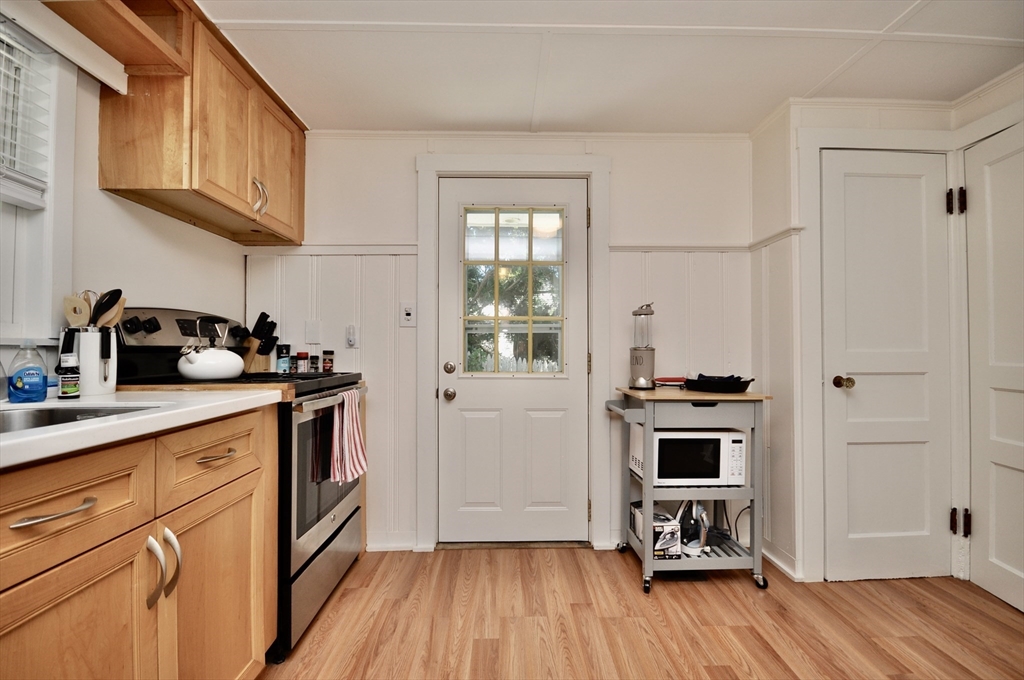 28 Cochituate Road Plymouth, MA 02360 - Photo 8 of 16