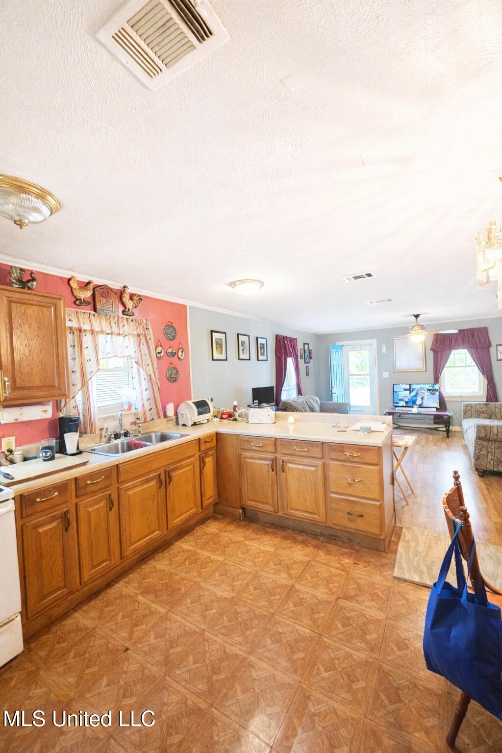 5113 Valley Street Moss Point, MS 39563 - Photo 12 of 16 file_00000000ec6871f7beb38adf8c2e85b9