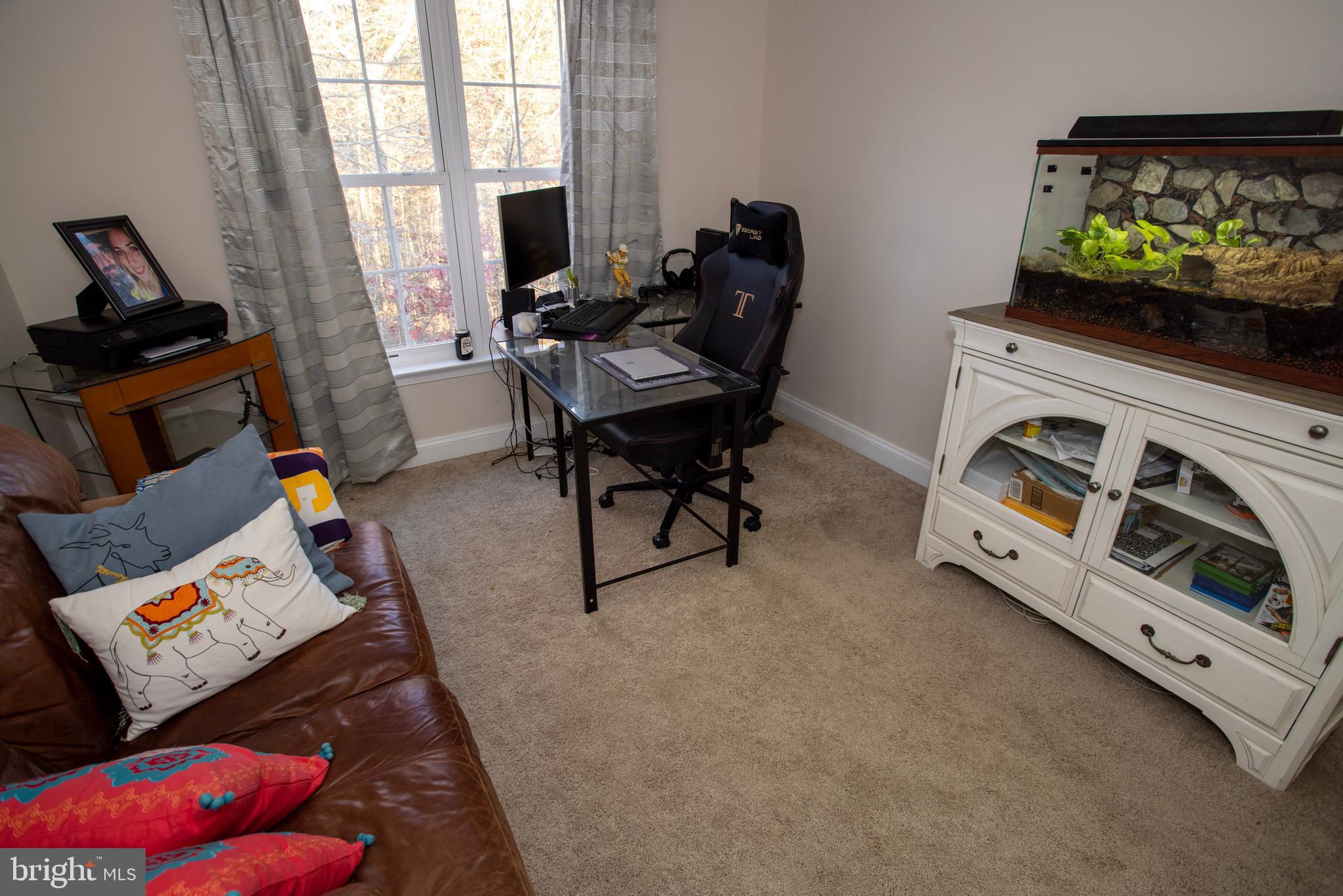 2187 Towles Road Midland, VA 22728 - Photo 18 of 33 3rd Bedroom