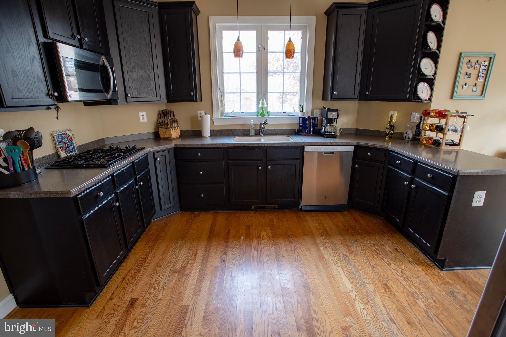 2187 Towles Road Midland, VA 22728 - Photo 6 of 33 Kitchen With Stainlees Steel Appliances