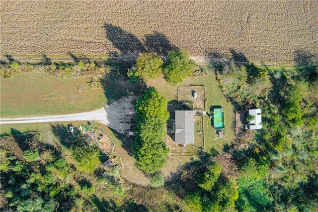 $329,900 | 25109 Pleasant Valley Road, Wellsville, KS 66092