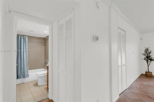 $2,000 | 6707 North Kendall Drive, Unit 105, Pinecrest, FL 33156