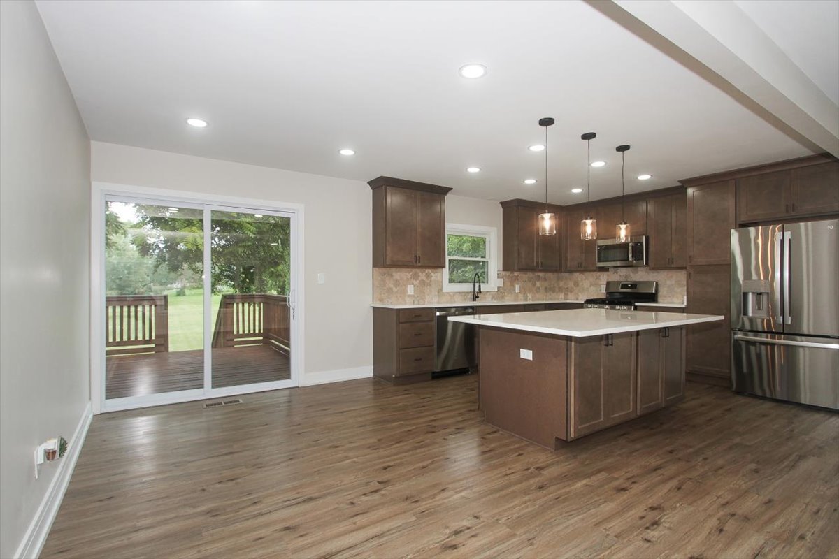 6212 Meyer Road Marengo, IL 60152 - Photo 8 of 45 Gallery Image 8