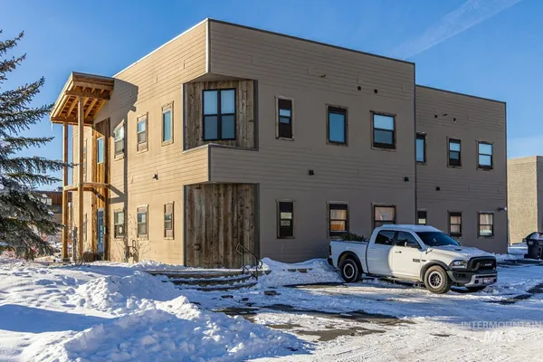 $1,445,000 | 121 Honeysuckle Street, Bellevue, ID 83313
