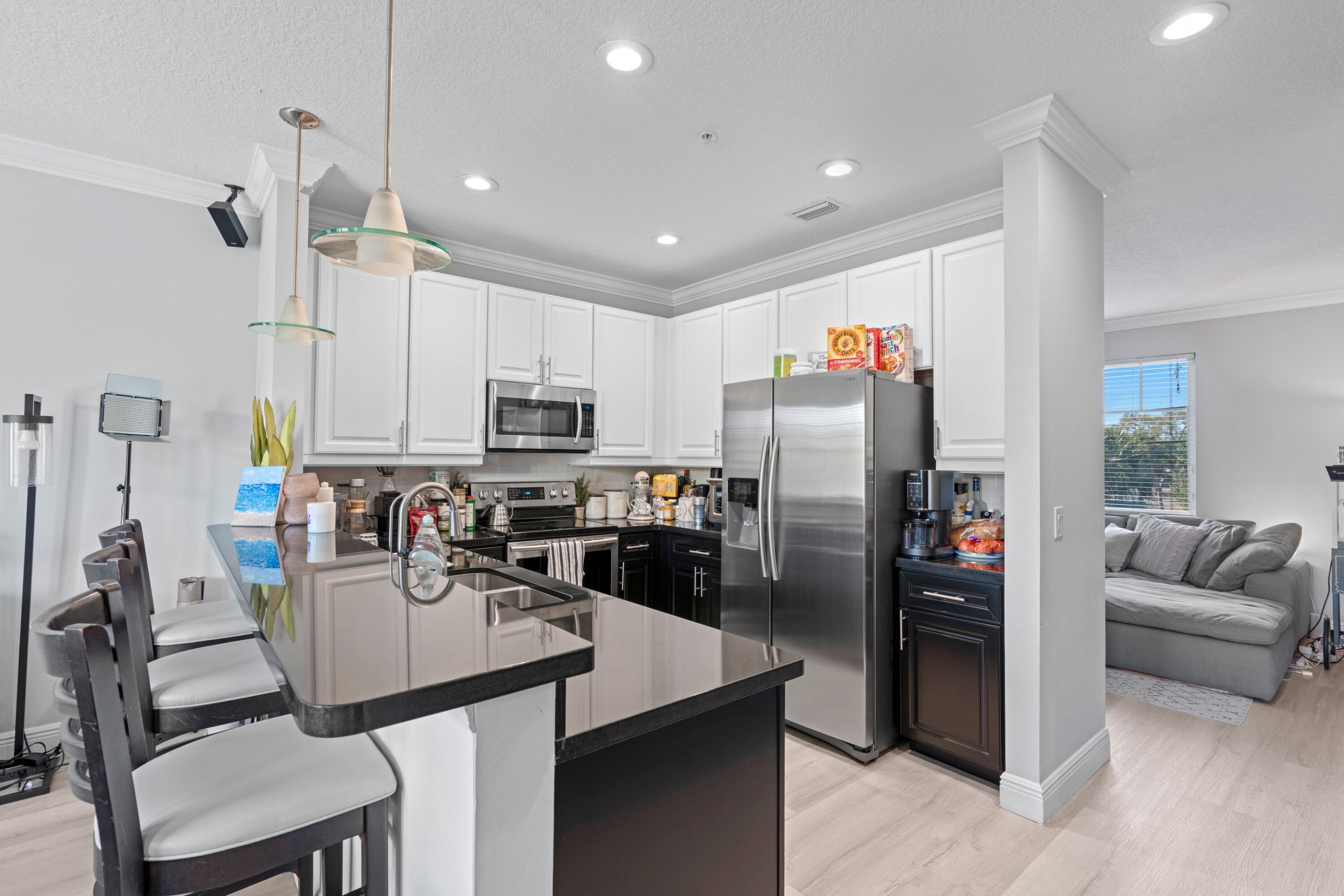 559 Northwest 35th Place Boca Raton, FL 33431 - Photo 8 of 30 DSC06080.JPG-SMALL