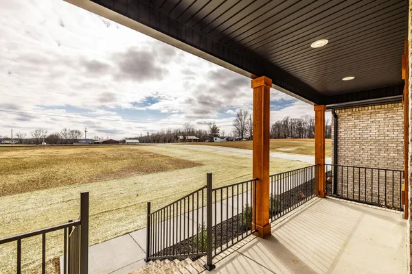 $649,900 | 159 South Ray Road, Portland, TN 37148