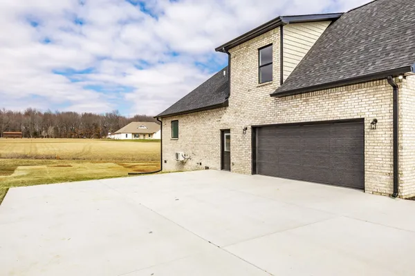 $649,900 | 159 South Ray Road, Portland, TN 37148