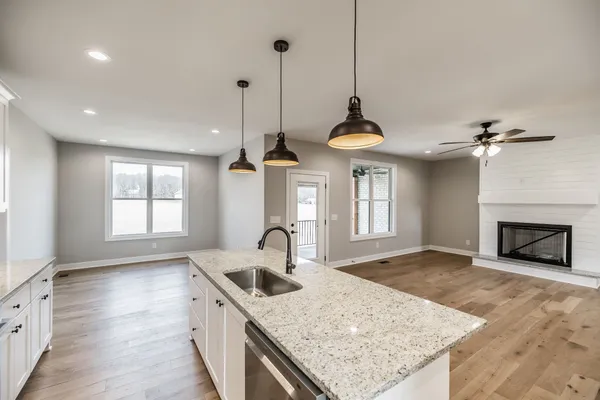 $649,900 | 159 South Ray Road, Portland, TN 37148