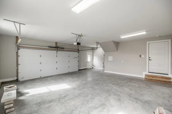 $649,900 | 159 South Ray Road, Portland, TN 37148