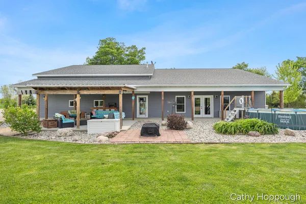 $850,000 | 6521 Clinton Trail, Clarksville, MI 48815
