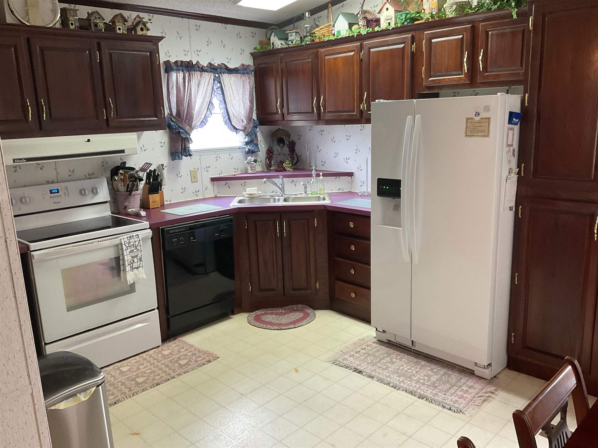 25715 West Oak Ridge Drive Orange Beach, AL 36561 - Photo 12 of 16 Kitchen