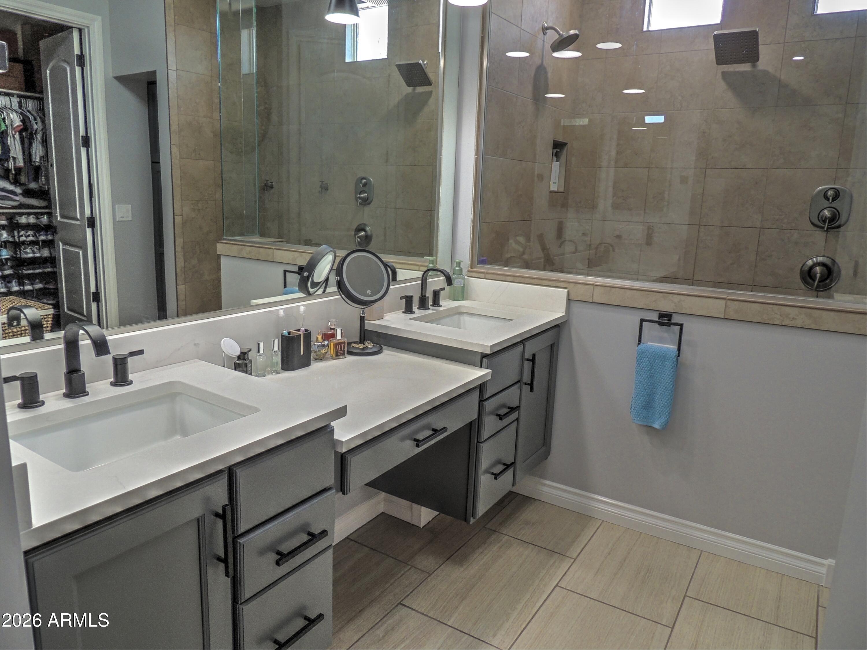 229 East Powell Way Chandler, AZ 85249 - Photo 17 of 32