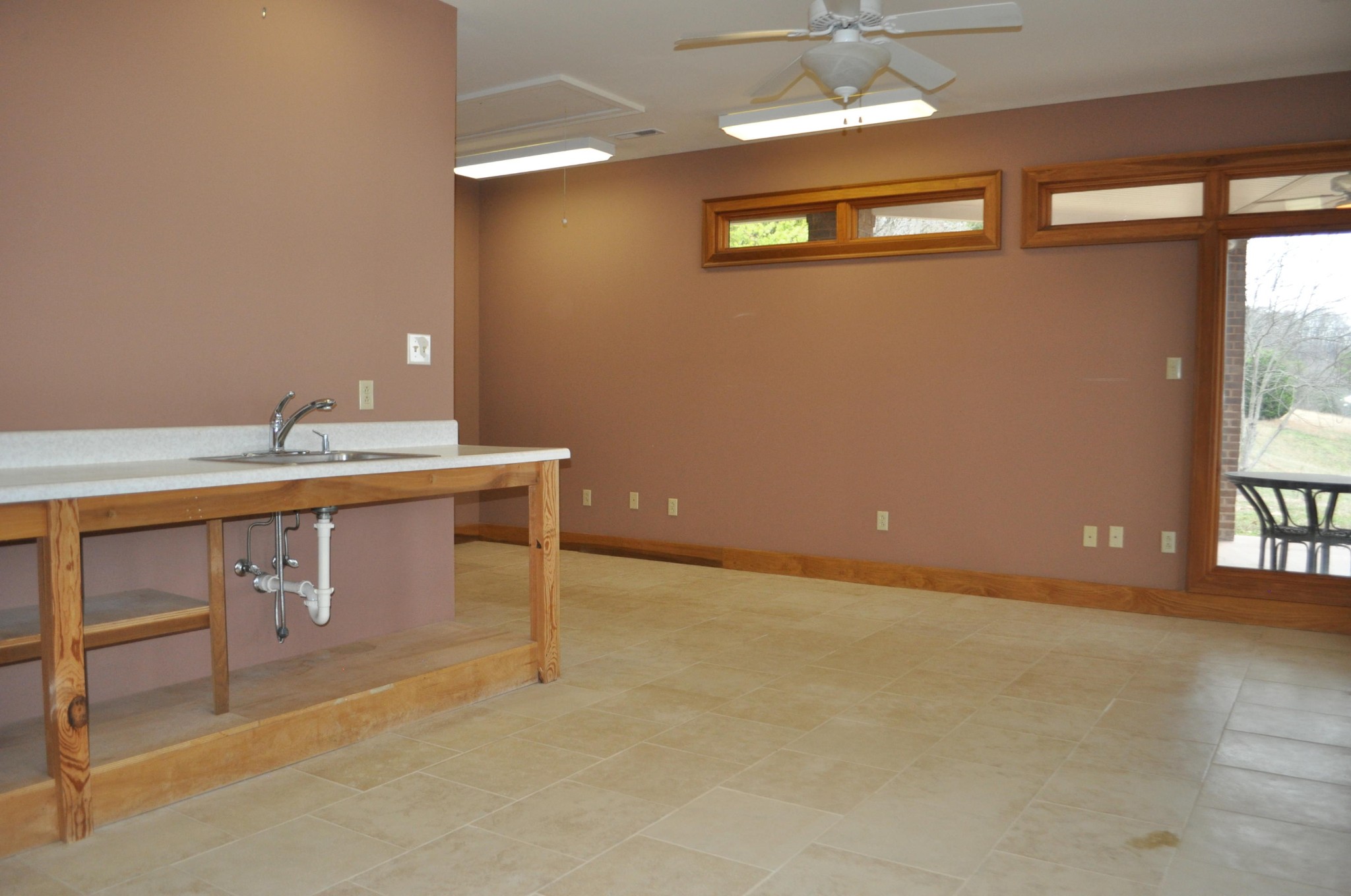 400 Burkhart Road Rutledge, TN 37861 - Photo 22 of 33 a workspace with furniture