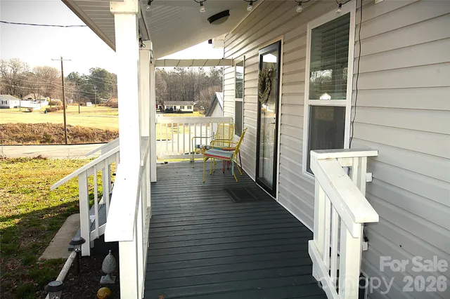 $179,900 | 112 East Hartford Avenue, Bessemer City, NC 28016