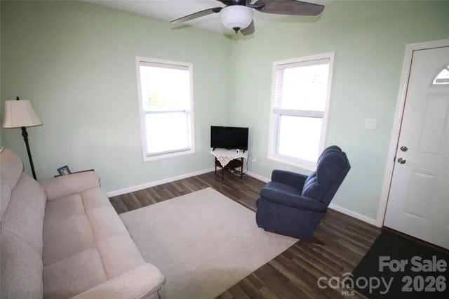 $179,900 | 112 East Hartford Avenue, Bessemer City, NC 28016