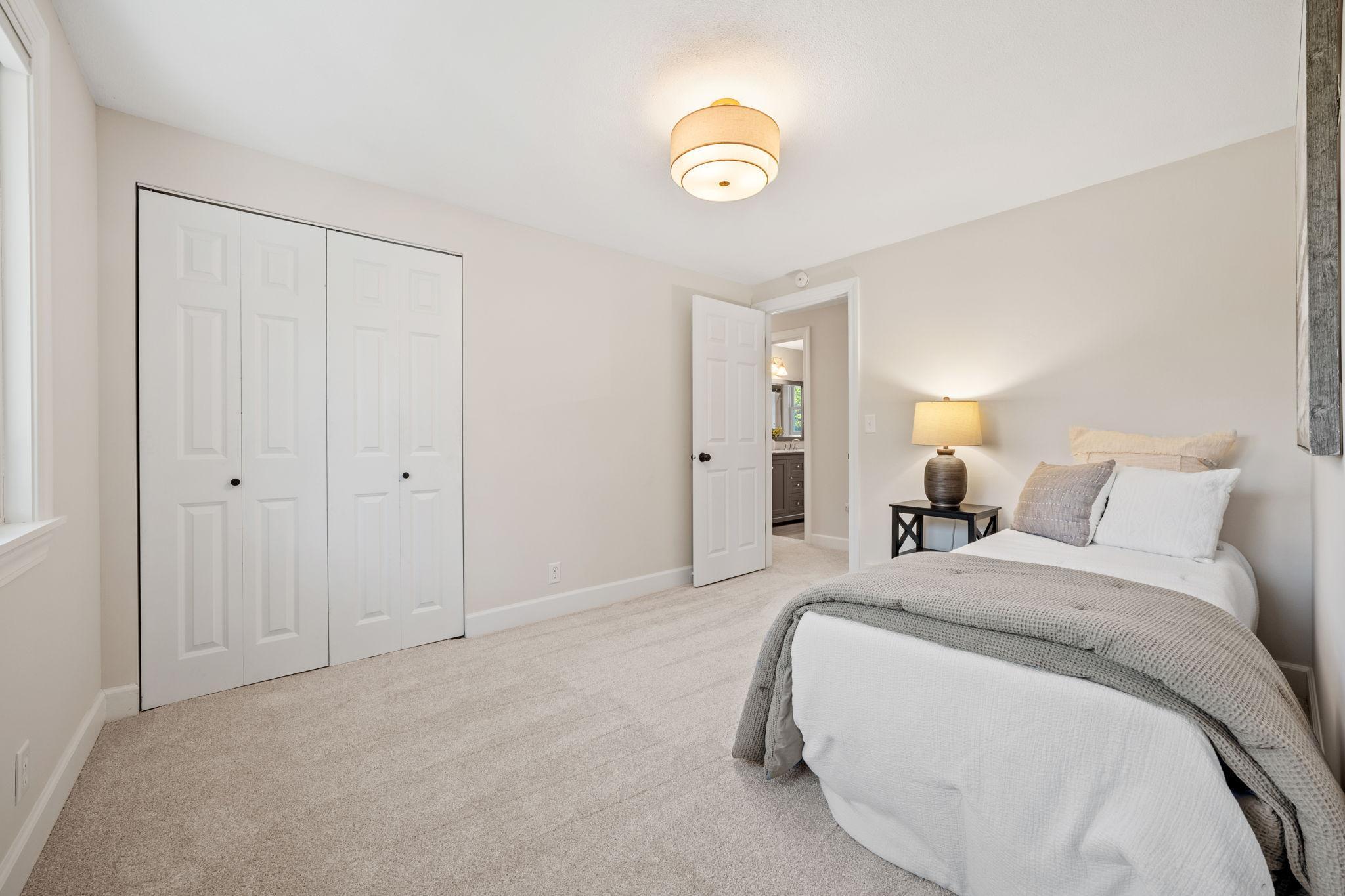 17034 Clear Spring Terrace Minnetonka, MN 55345 - Photo 17 of 32