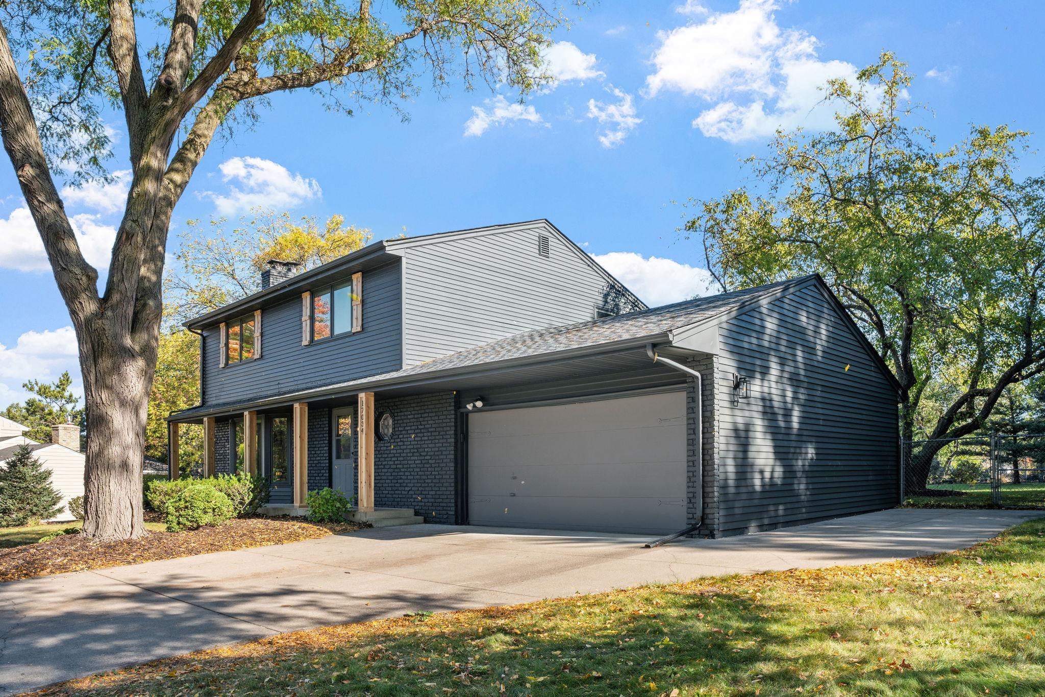 17034 Clear Spring Terrace Minnetonka, MN 55345 - Photo 2 of 32