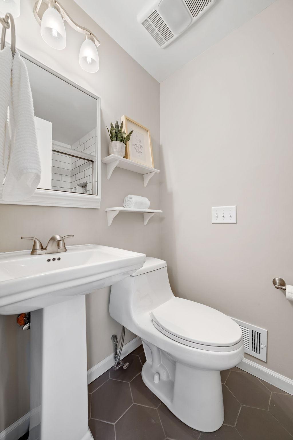 17034 Clear Spring Terrace Minnetonka, MN 55345 - Photo 22 of 32