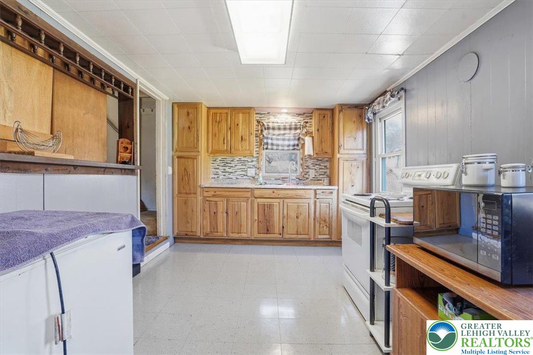 4532 Long Run Road Lehighton, PA 18235 - Photo 20 of 84