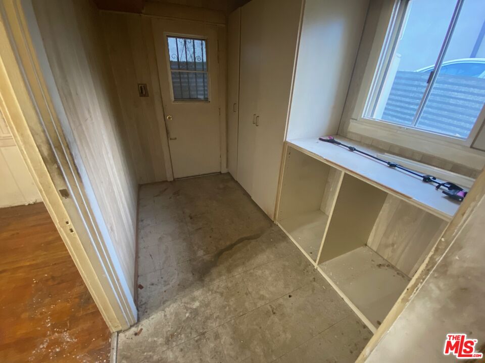 5220 Raphael Street Los Angeles, CA 90042 - Photo 6 of 9