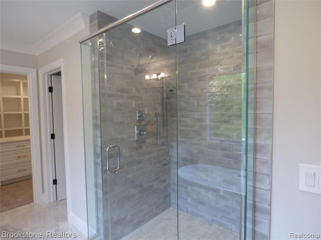 4570 Pickering Road Bloomfield Hills, MI 48301 - Photo 15 of 17