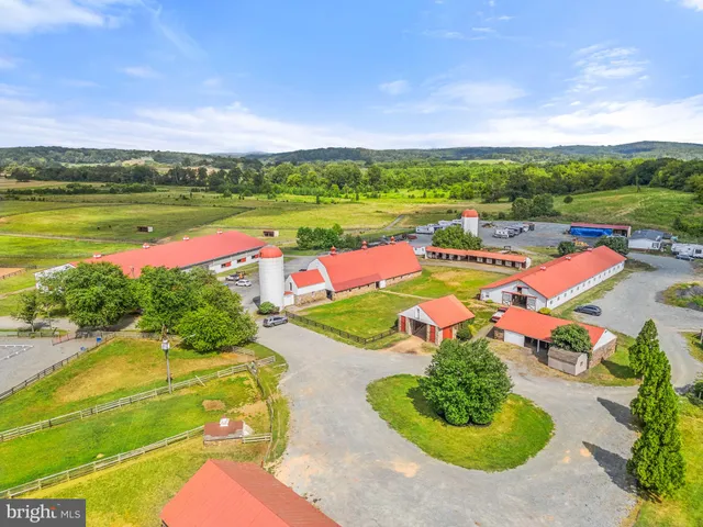 $7,900,000 | 40332 Courtland Farm Lane, Aldie, VA 20105