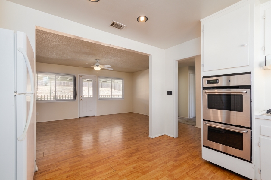 9482 Terrywood Road Santee, CA 92071 - Photo 8 of 22