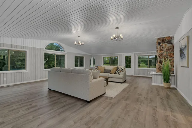 $625,000 | 7754 County Road 17, Rice, MN 56367