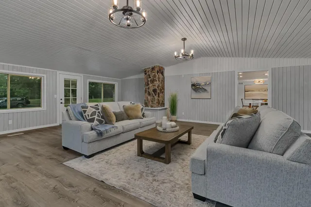 $625,000 | 7754 County Road 17, Rice, MN 56367